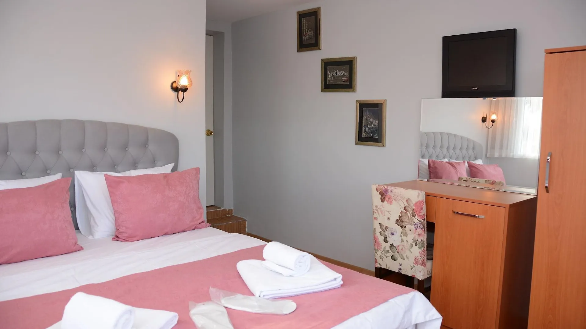 **  Turgut Hotel Istanbul Turkey